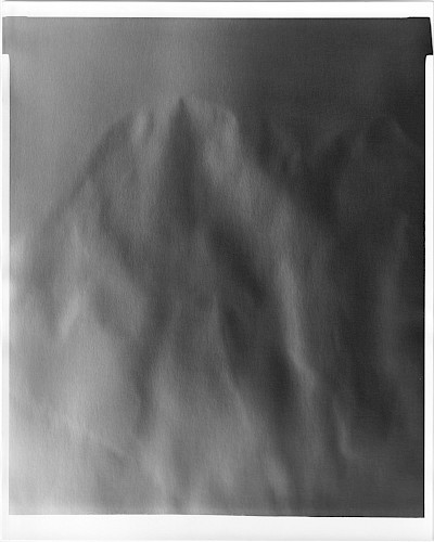 <i>Alp #6</i>, 2019<br />
<em>Gelatin silver handprint on baryta paper, direct exposure</em><br />
25 x 20 cm<br />
Unique