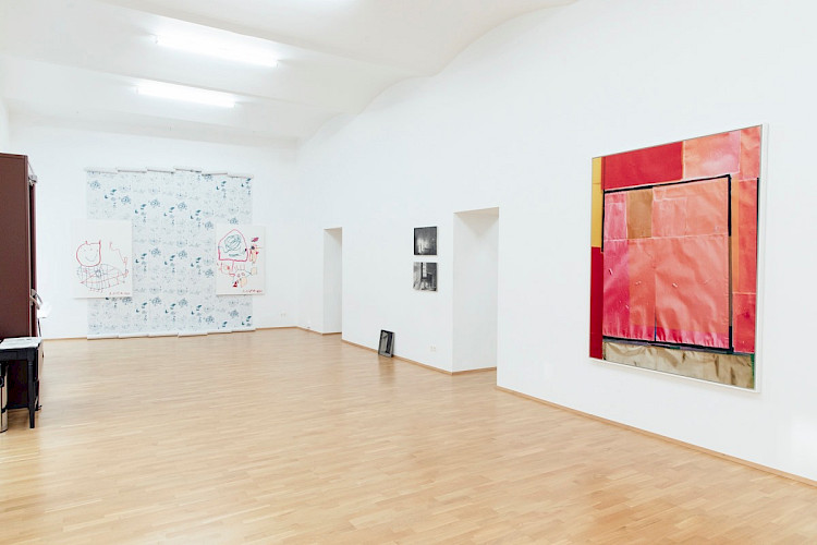 <i>FEMALE – lives and works in Vienna</i><br />
Gallery LEEB, Vienna 2019