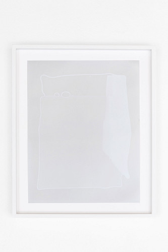 <i>Soft Vanishing Points # F</i>, 2025<br />
<em>Fotogramm (Farbumkehrprozess)</em><br />
30 x 24 cm | Unikat