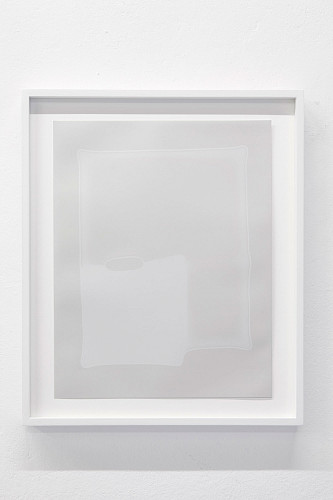 <i>Soft Vanishing Points # D</i>, 2025<br />
<em>Fotogramm (Farbumkehrprozess)</em><br />
30 x 24 cm | Unikat